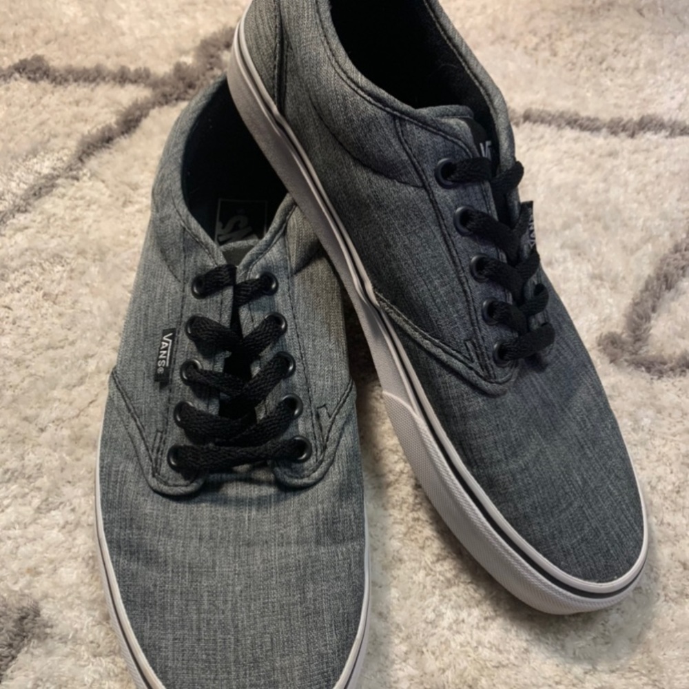 Charcoal Gray Vans Shoes 8.5 Mens, 10 Womens